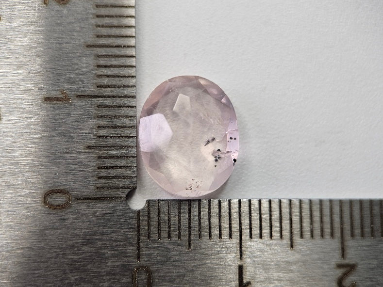 MICir-19　マイカインローズクォーツ　4.03ct