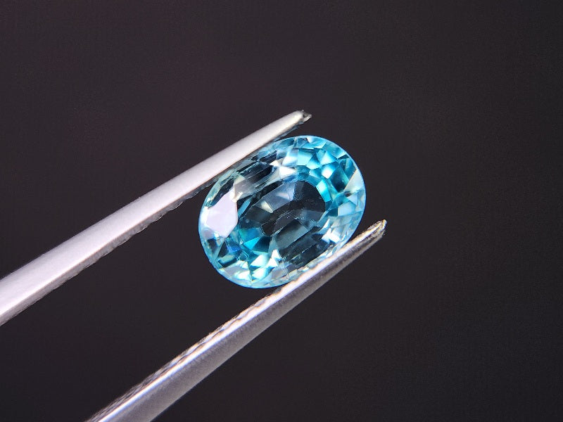 blZ-8　ブルージルコン　1.59ct