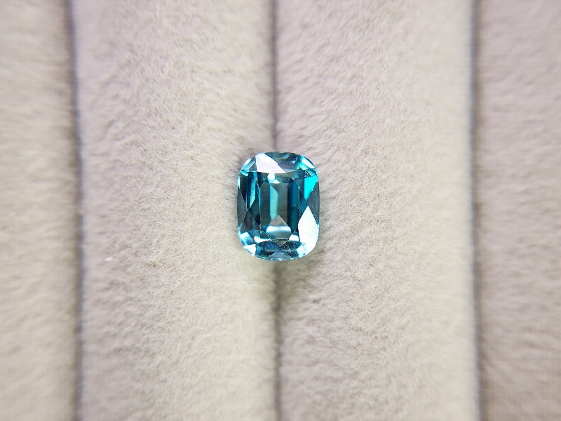 blZ-6　ブルージルコン　2.83ct