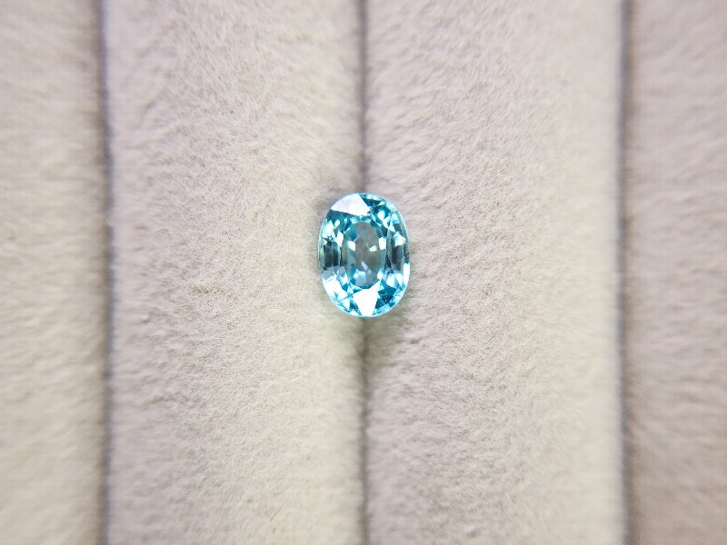 blZ-8　ブルージルコン　1.59ct