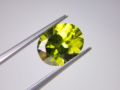 PE-7　ペリドット　2.92ct