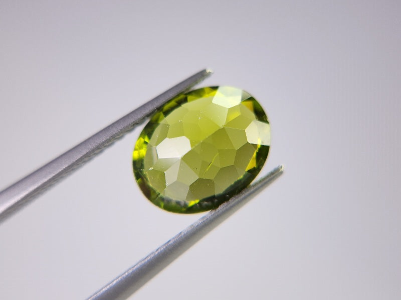 PE-8　ペリドット　2.80ct
