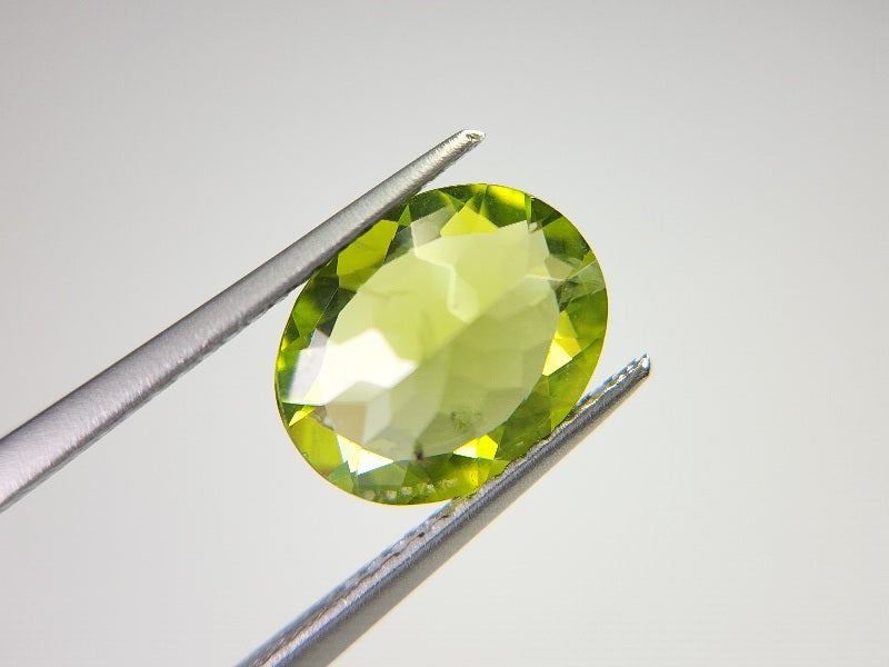 PE-13　ペリドット　2.57ct