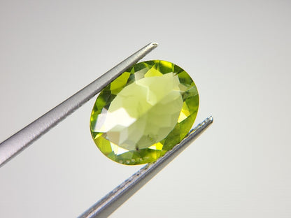 PE-13　ペリドット　2.57ct