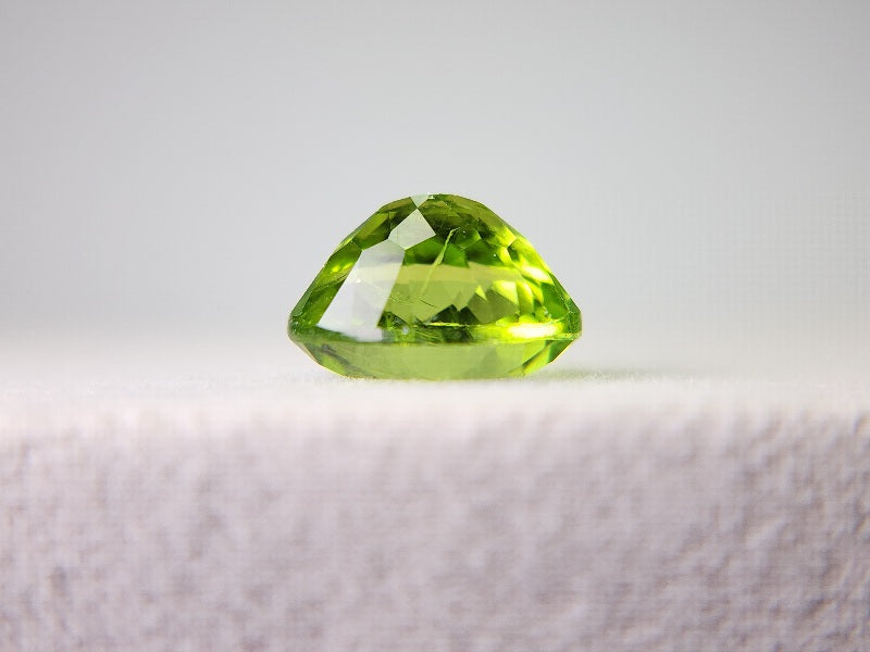 PE-1　ペリドット　3.59ct