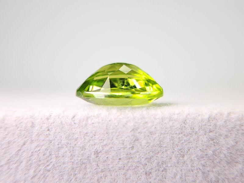 PE-15　ペリドット　2.50ct