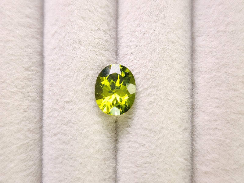 PE-7　ペリドット　2.92ct