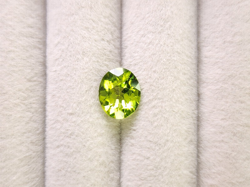 PE-11　ペリドット　2.60ct