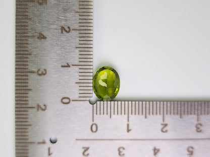 PE-8　ペリドット　2.80ct