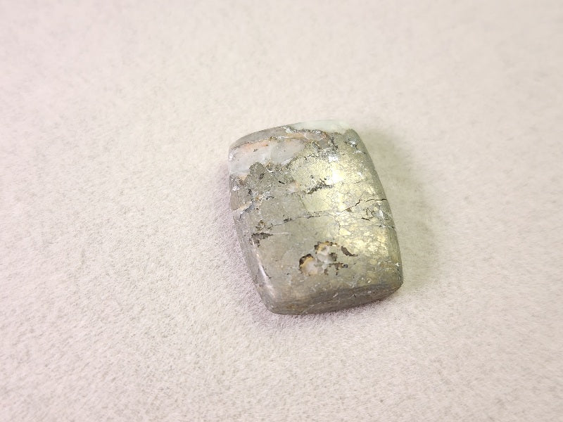 IPY-6　アイスパイライト　19.86ct
