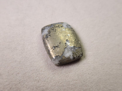 IPY-7　アイスパイライト　19.73ct