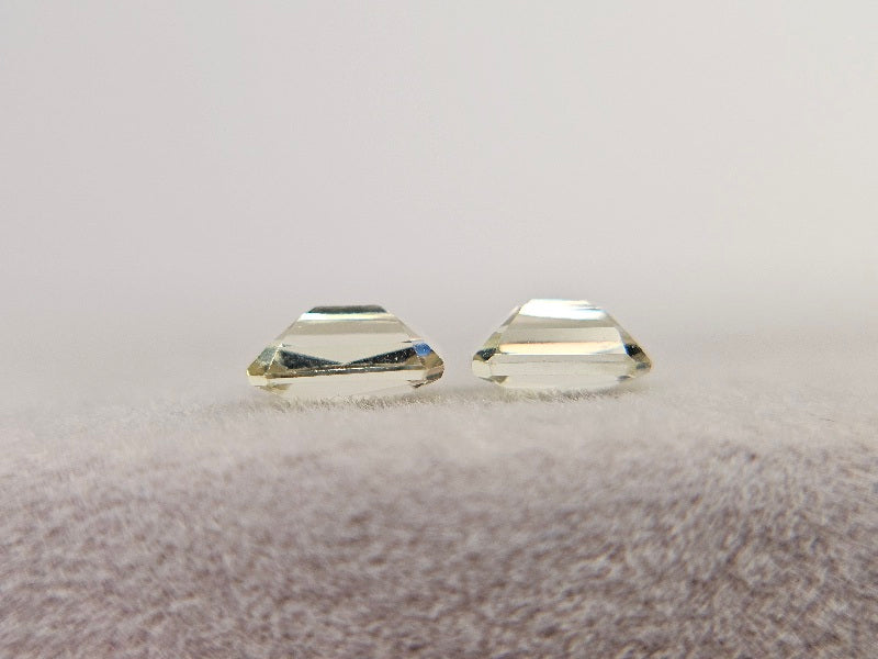 SET2-yeAP-28　イエローアパタイト2石セット　計0.75ct