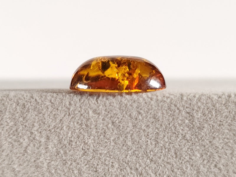 KHK-15　琥珀　3.12ct