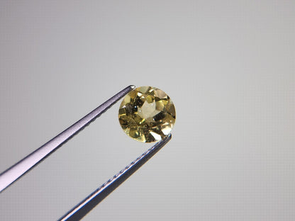 ye-AP-27　イエローアパタイト　1.36ct