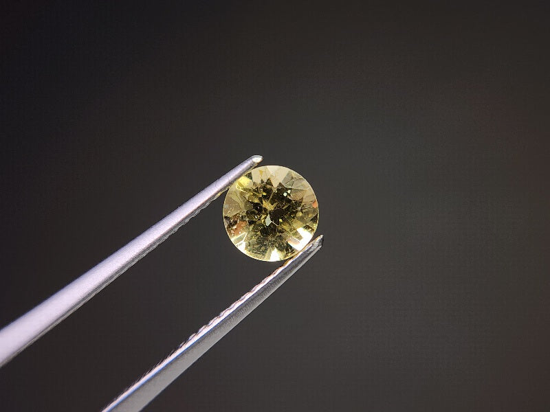 ye-AP-34　イエローアパタイト　0.95ct