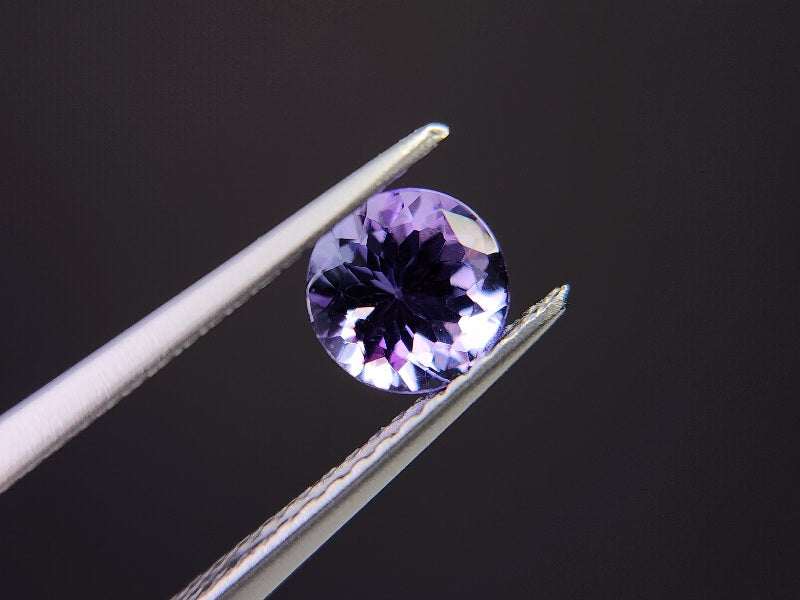 タンザナイト TZ-24 タンザナイト 0.80ct – 東洋ルース公式オンラインショップ