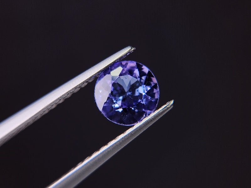 TZ-26 タンザナイト 0.80ct – 東洋ルース公式オンラインショップ
