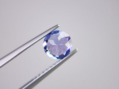 TZ-28　タンザナイト　0.77ct