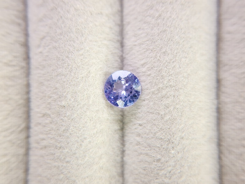 TZ-27　タンザナイト　0.77ct