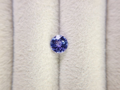 TZ-28　タンザナイト　0.77ct