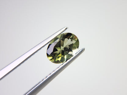MLD-16　モルダバイト　0.54ct