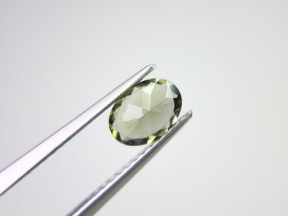 MLD-16　モルダバイト　0.54ct