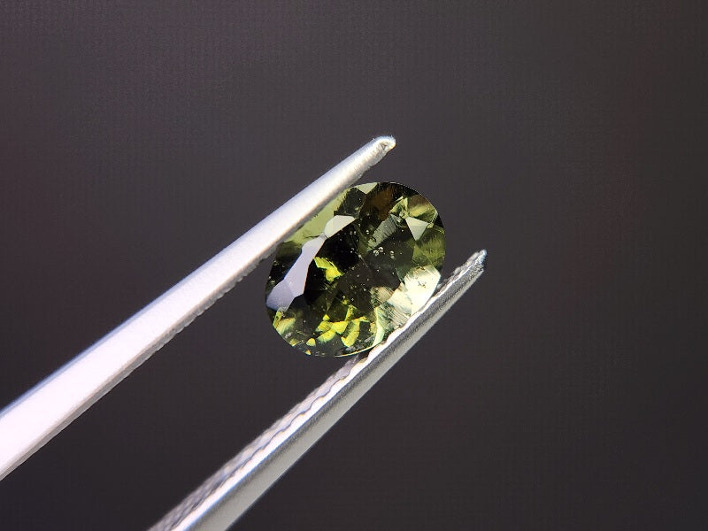 MLD-19　モルダバイト　0.54ct