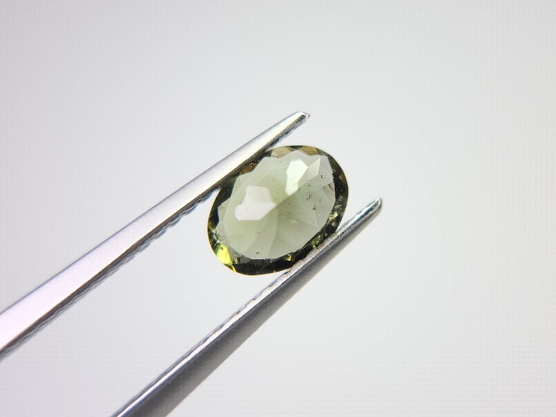 MLD-19　モルダバイト　0.54ct