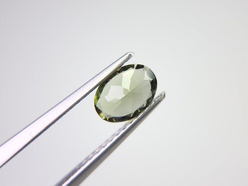 MLD-20　モルダバイト　0.54ct