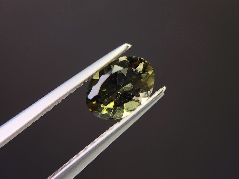 MLD-22　モルダバイト　0.50ct