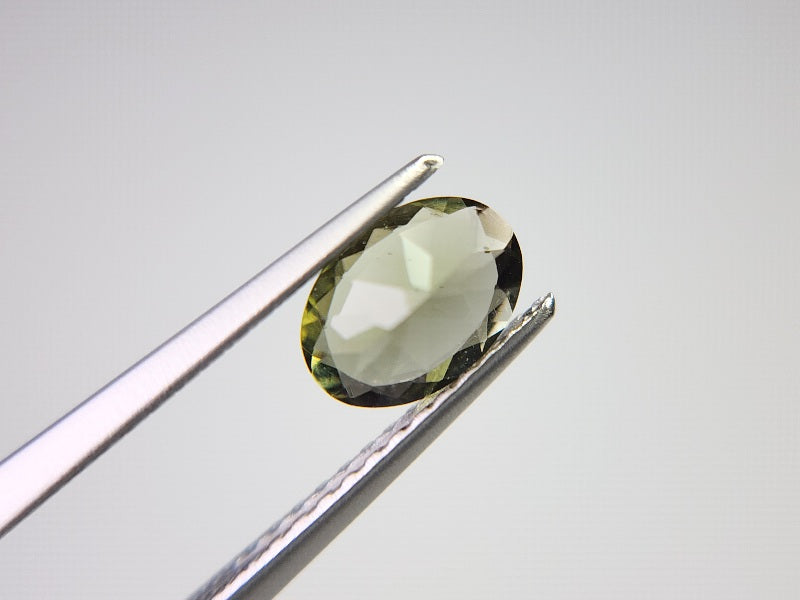 MLD-22　モルダバイト　0.50ct