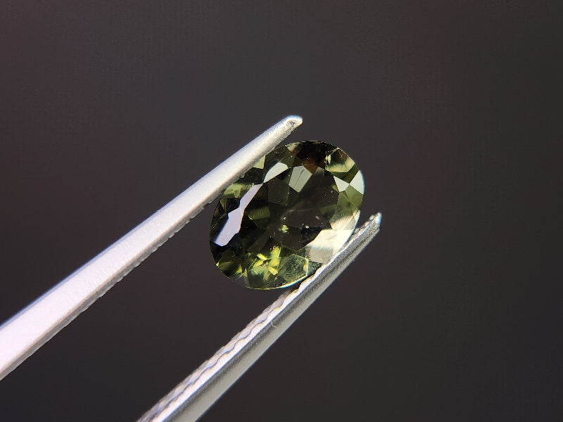 MLD-23　モルダバイト　0.50ct