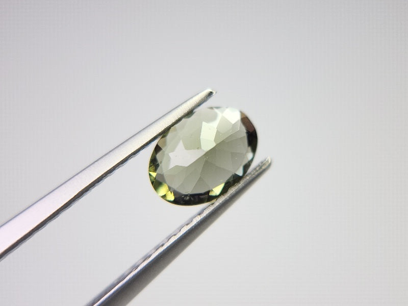 MLD-23　モルダバイト　0.50ct