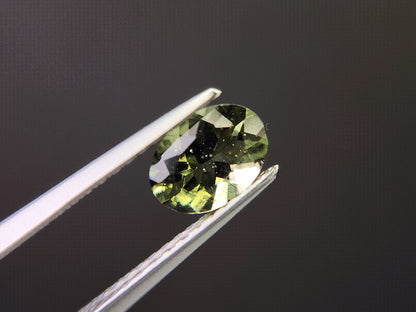 MLD-25　モルダバイト　0.48ct