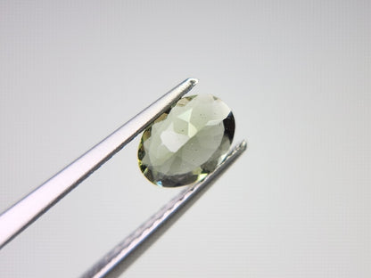 MLD-25　モルダバイト　0.48ct