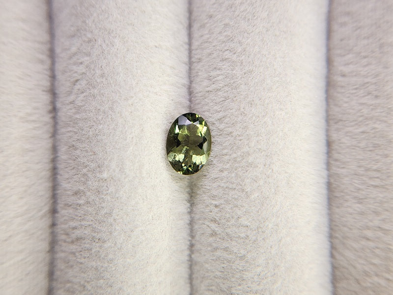 MLD-21　モルダバイト　0.50ct