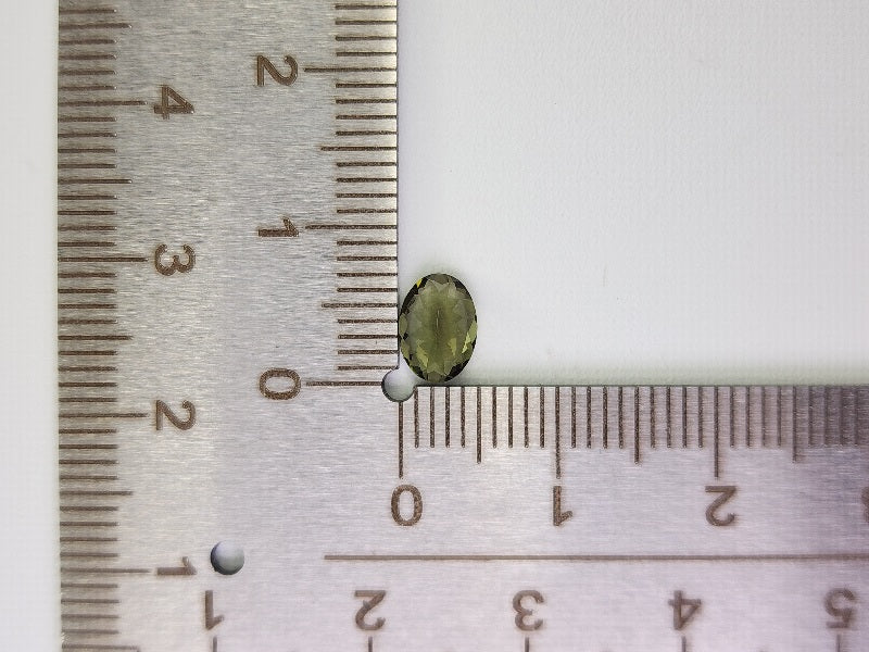 MLD-17　モルダバイト　0.54ct