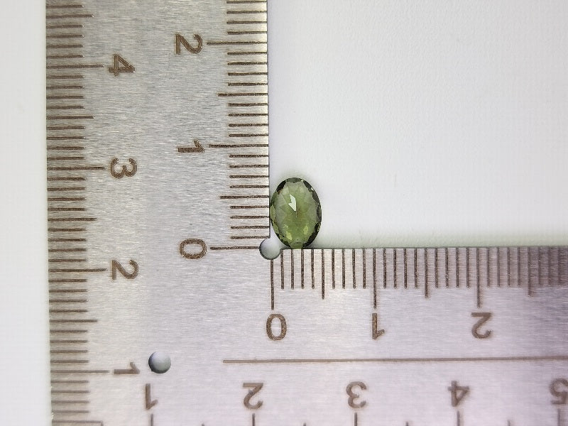 MLD-20　モルダバイト　0.54ct