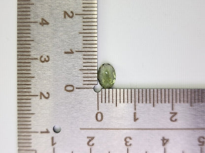 MLD-25　モルダバイト　0.48ct