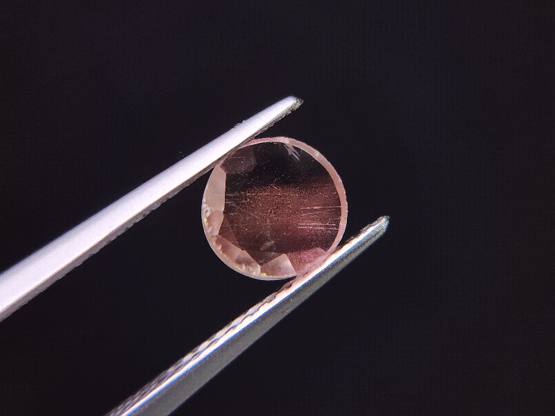 OSUN-16　オレゴンサンストーン　0.68ct