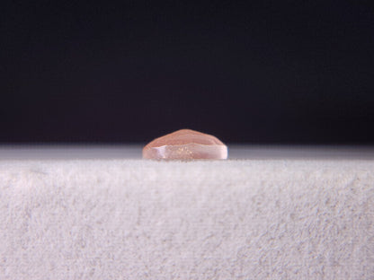 OSUN-18　オレゴンサンストーン　0.65ct
