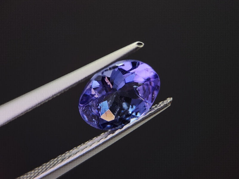 TZ-33　タンザナイト　1.41ct