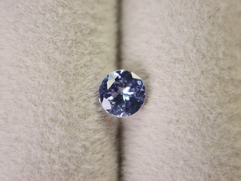 ZO-28　ゾイサイト　0.52ct