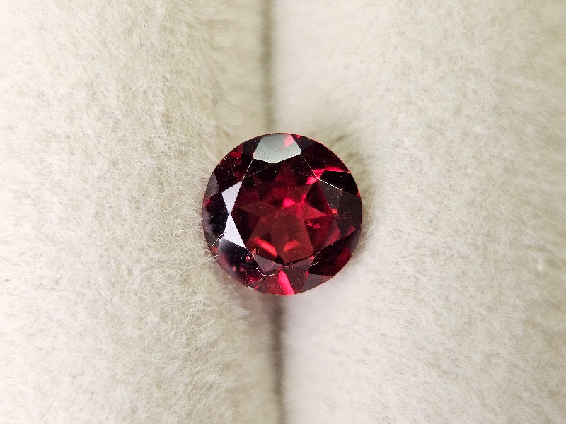 GA-77　ガーネット　1.38ct
