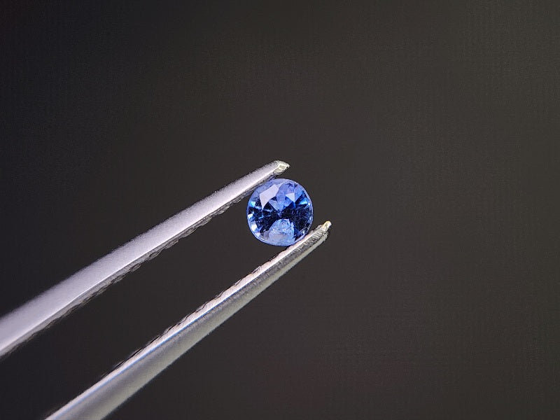 JER-1　ジェレメジェバイト　0.09ct