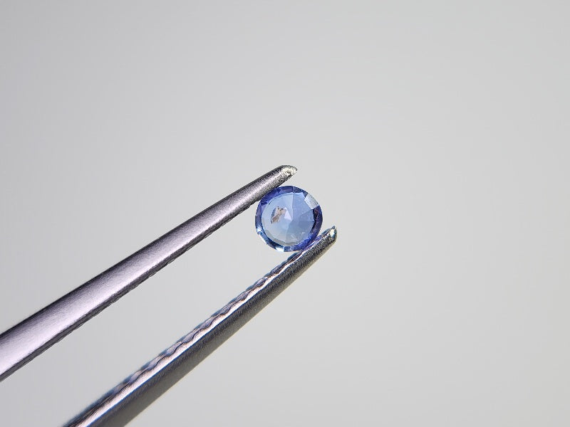 JER-1　ジェレメジェバイト　0.09ct