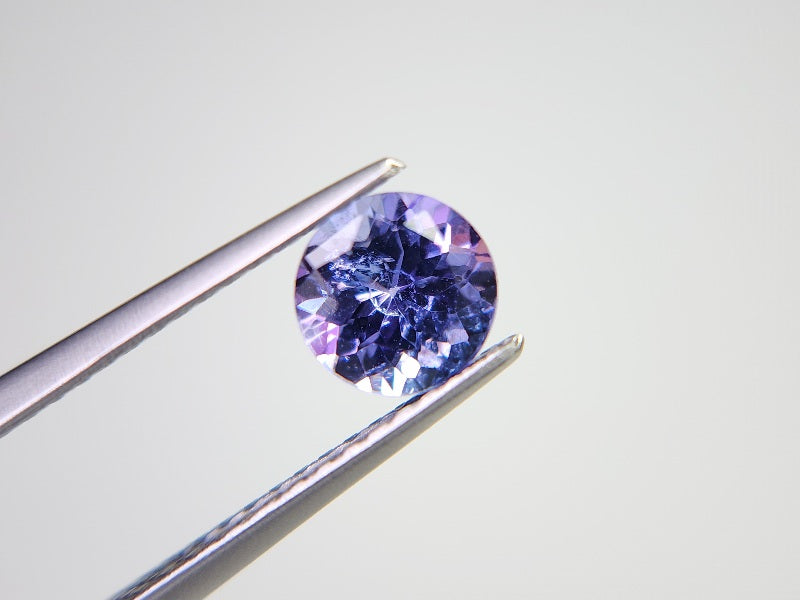TZ-35　タンザナイト　0.95ct