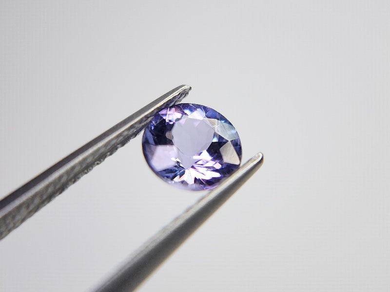 TZ-36　タンザナイト　0.84ct