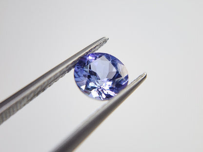 TZ-37　タンザナイト　0.83ct