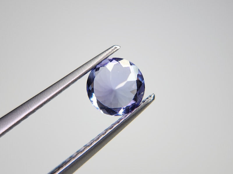 TZ-38　タンザナイト　0.81ct